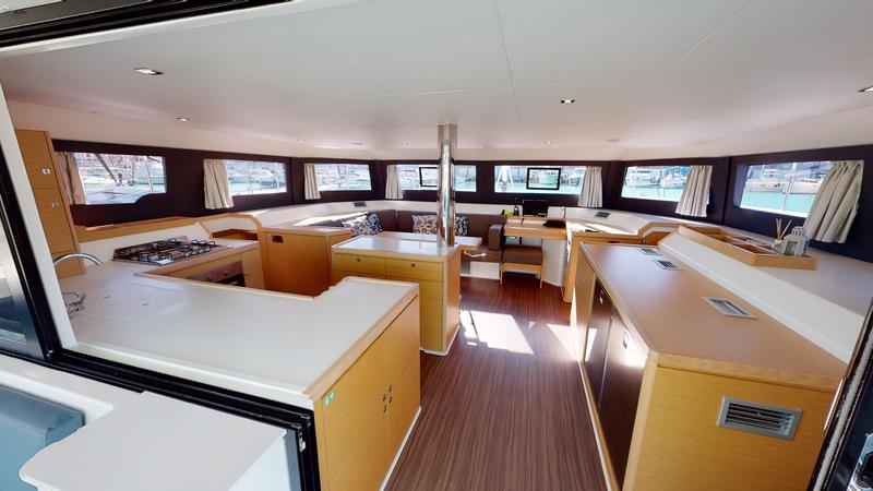 Book yachts online - catamaran - Dufour Catamaran 48 4c+5h - Vittoria - rent