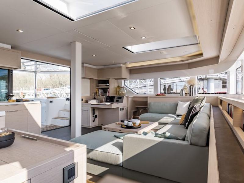 Book yachts online - catamaran - Lagoon 55 SlowDown - Slow Down - rent