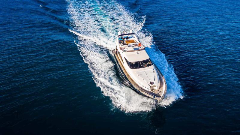 Book yachts online - motorboat - Cayman 70 - Secret Life - rent