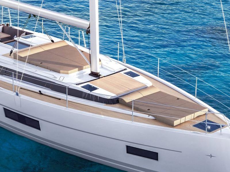 Book yachts online - sailboat - Bavaria C45 - SR I - rent
