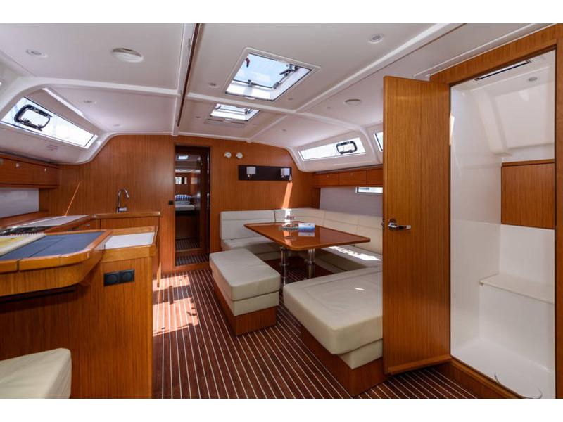 Book yachts online - sailboat - Bavaria 51 Cruiser - 2016 - rent