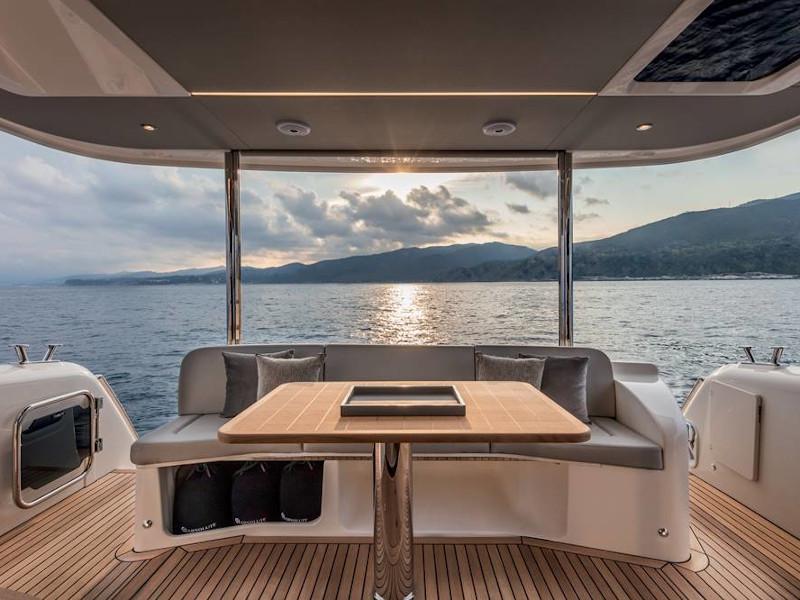 Book yachts online - motorboat - Navetta 48 - MY WAY - rent