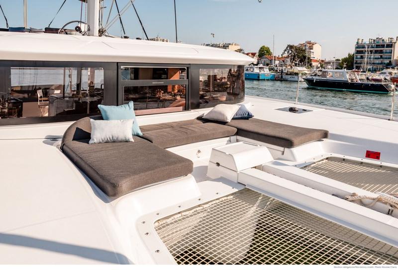 Book yachts online - catamaran - Lagoon 46 - ARCA - rent