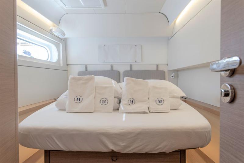 Book yachts online - catamaran - Excess 15 - Excess 15 - rent