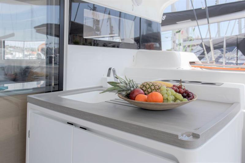 Book yachts online - catamaran - Excess 15 - Excess 15 - rent