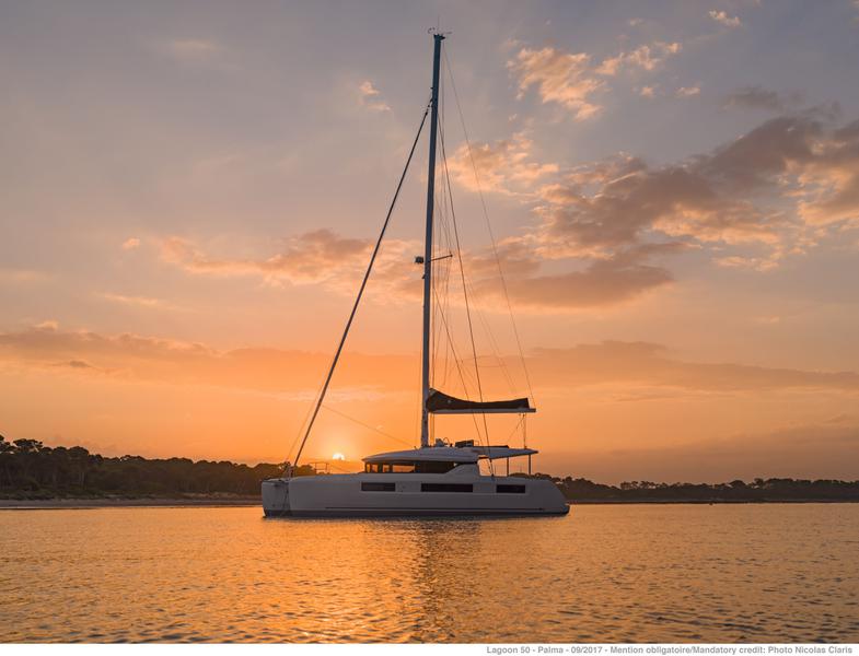 Book yachts online - catamaran - Lagoon 50 - SUNSHINE  - rent