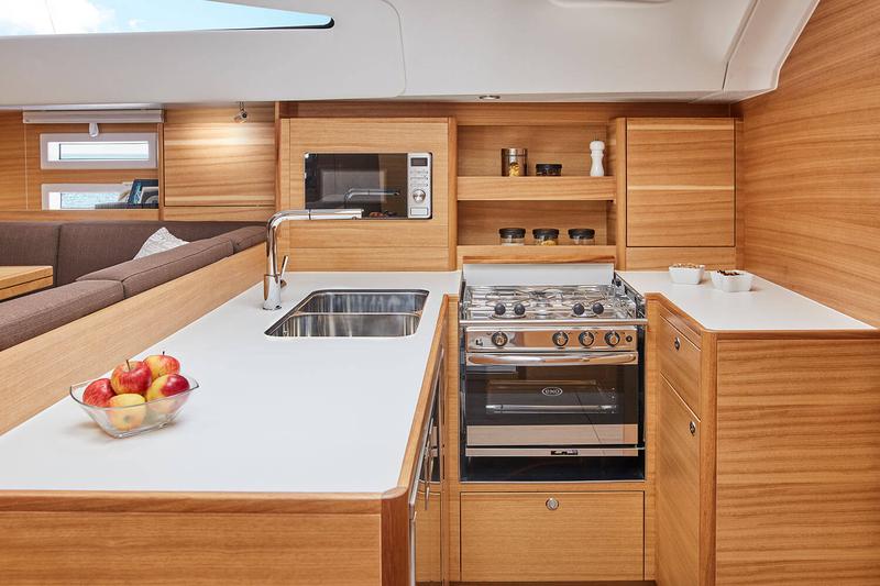 Book yachts online - sailboat - Elan Impression 50.1 - Do-Re-Mi - rent