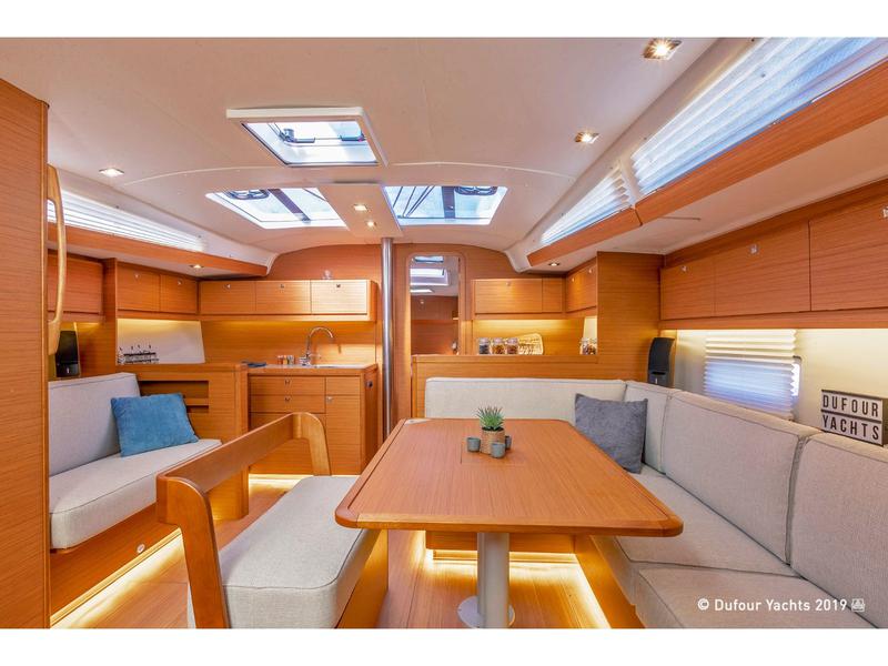 Book yachts online - sailboat - Dufour 430 GL - Tian - rent