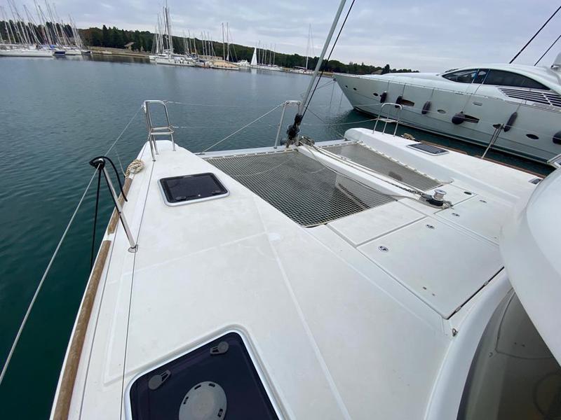 Book yachts online - catamaran - Lagoon 39 - NIRVANA - rent
