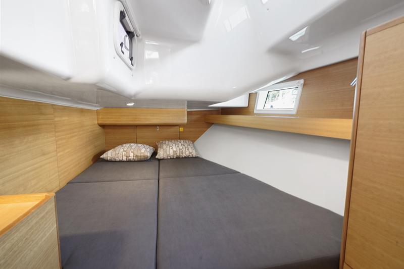 Book yachts online - sailboat - Elan 40.1 - MICKY - rent