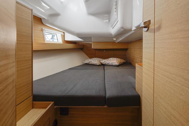 Book yachts online - sailboat - Elan 40.1 - MICKY - rent