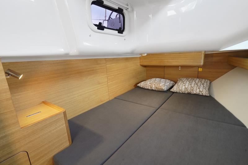 Book yachts online - sailboat - Elan 40.1 - MICKY - rent