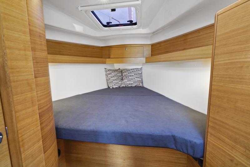 Book yachts online - sailboat - Elan 40.1 - MICKY - rent