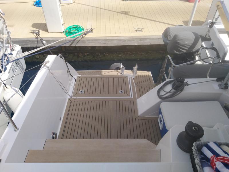 Book yachts online - catamaran - Nautitech 46 Fly - Angie - rent