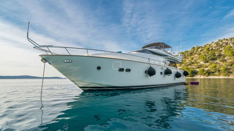 Book yachts online - motorboat - Maiora 20S - Angelo Blu - rent