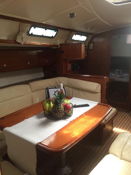 Book yachts online - sailboat - Bavaria 44 - Stelios - rent