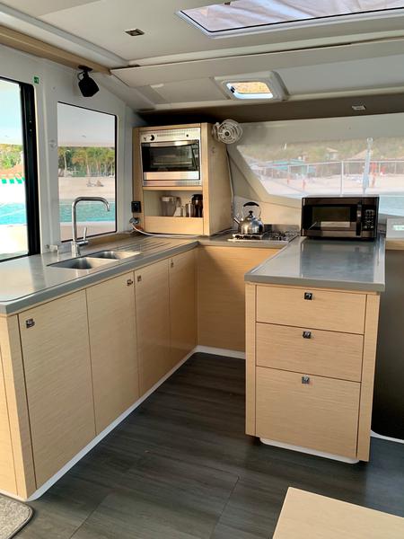 Book yachts online - catamaran - FP Helia 44/3 cab - Ohana - rent