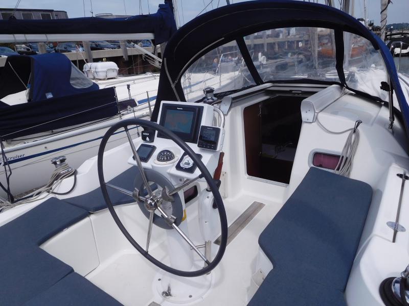 Book yachts online - sailboat - Oceanis 31 - Alibi - rent