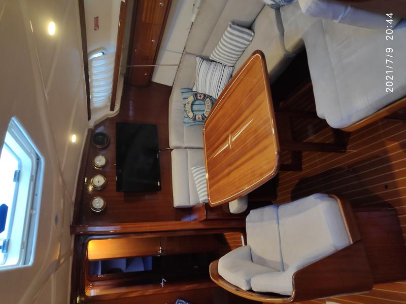 Book yachts online - sailboat - Bavaria 44 - Argonaftis - rent