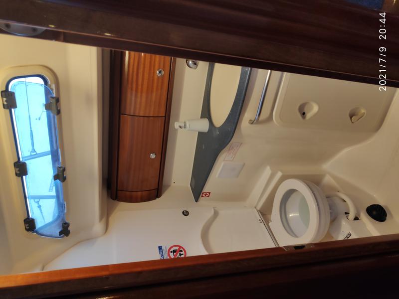 Book yachts online - sailboat - Bavaria 44 - Argonaftis - rent