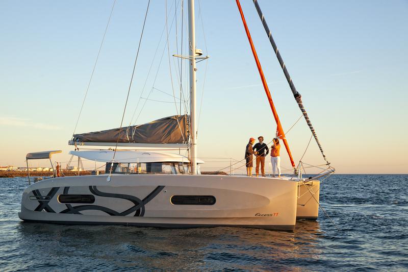 Book yachts online - catamaran - Excess 11 - MOANA IBIZA CREWED - rent