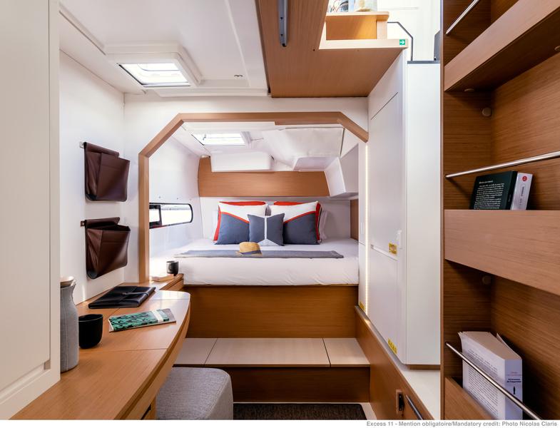 Book yachts online - catamaran - Excess 11 - OLOKUM IBIZA CREWED - rent