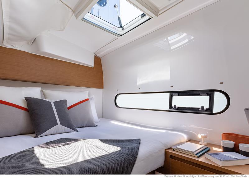 Book yachts online - catamaran - Excess 11 - OLOKUM IBIZA CREWED - rent