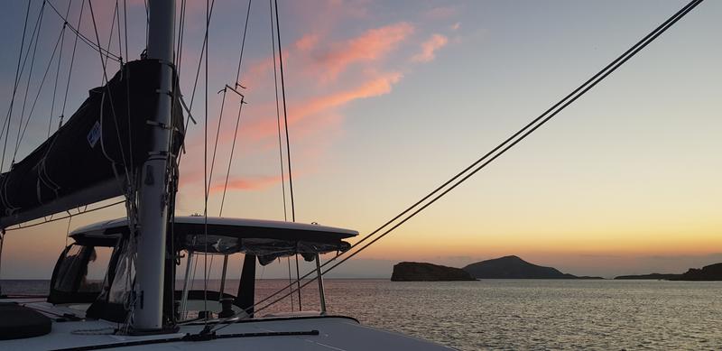 Book yachts online - catamaran - Lagoon 42 - Midas - rent