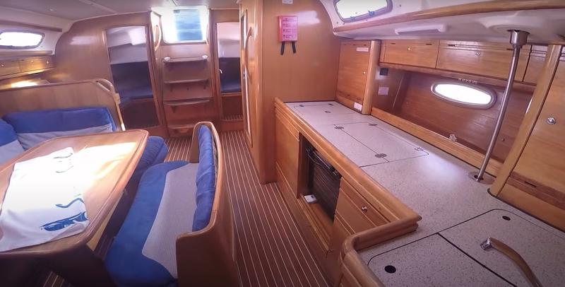 Book yachts online - sailboat - Bavaria 39 Cruiser - Orestis - rent