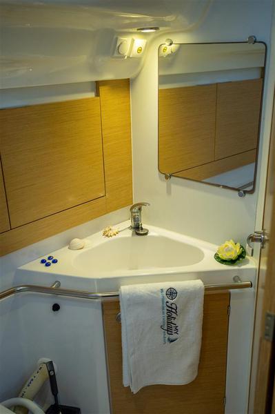 Book yachts online - sailboat - Elan 45 Impression - ALEXE - rent