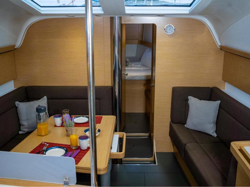 Book yachts online - sailboat - Elan 45 Impression - ALEXE - rent