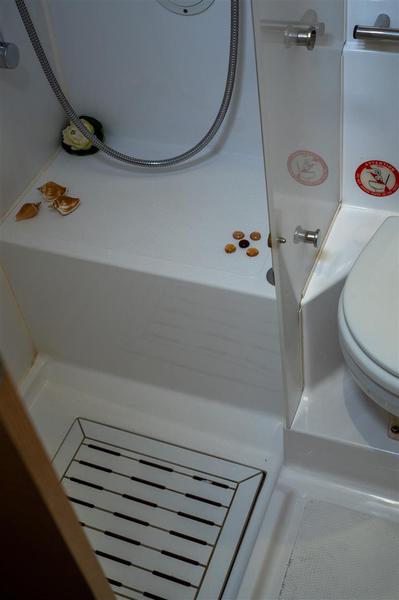 Book yachts online - sailboat - Elan 45 Impression - ALEXE - rent