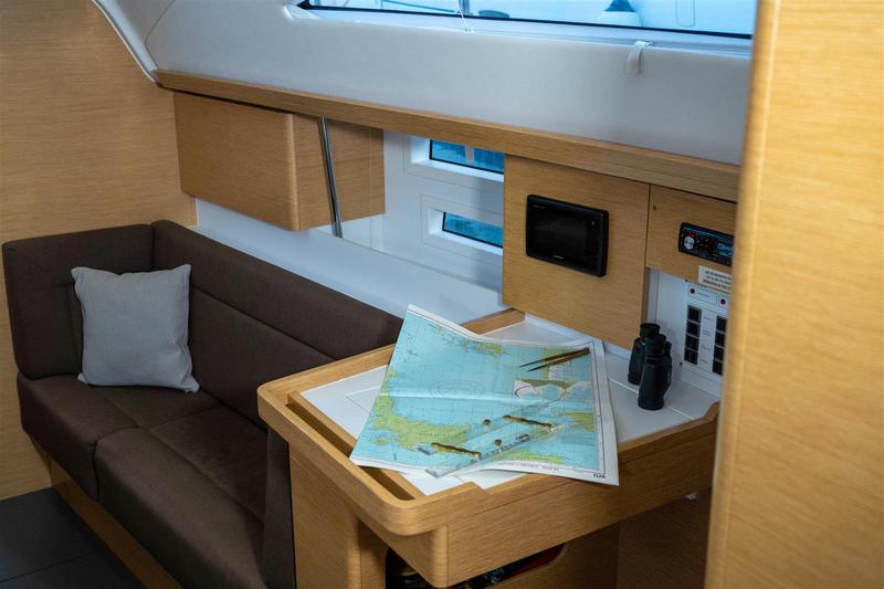 Book yachts online - sailboat - Elan 45 Impression - ALEXE - rent