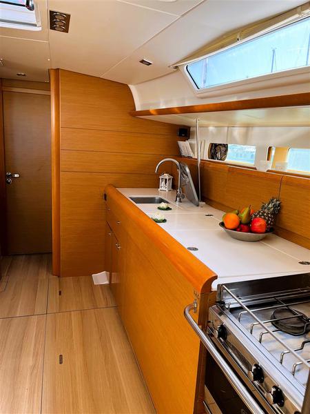 Book yachts online - sailboat - Sun Odyssey 469 - Scooby Doo - rent