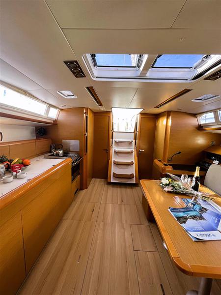 Book yachts online - sailboat - Sun Odyssey 469 - Scooby Doo - rent