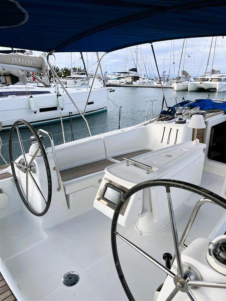 Book yachts online - sailboat - Oceanis 43+ - Twins - rent
