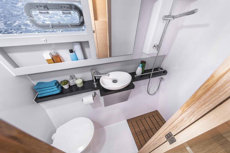 Book yachts online - catamaran - Nautitech 40 Open - Sea Spirit - rent