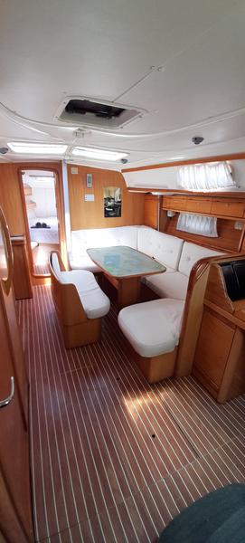Book yachts online - sailboat - Bavaria 39 Cruiser - Nemesis - rent