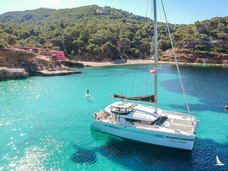 Book yachts online - catamaran - Lagoon 450 Sport - Felix Finis - rent