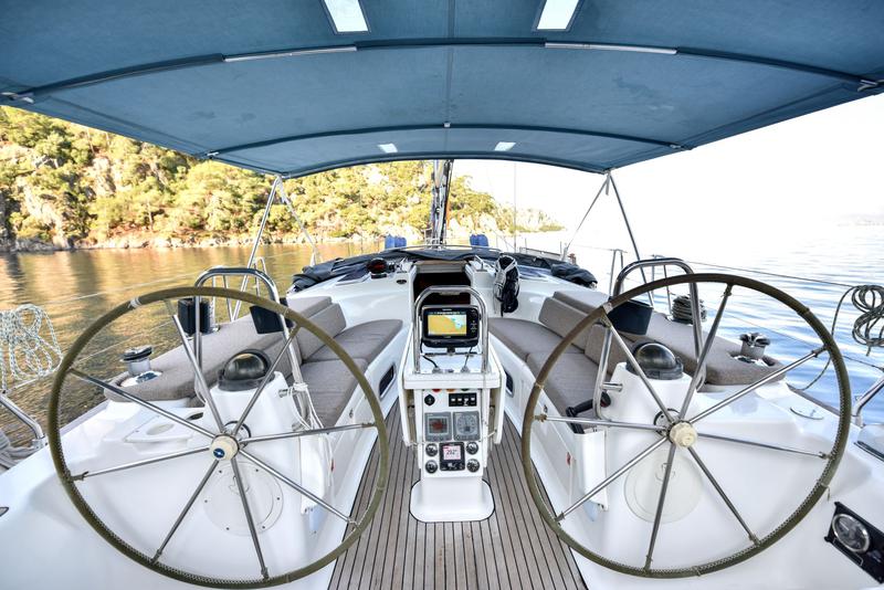 Book yachts online - sailboat - Bavaria 44 Cruiser - Sahbaz - rent