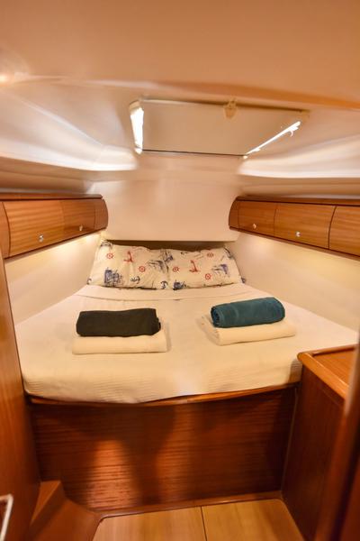 Book yachts online - sailboat - Bavaria 44 Cruiser - Sahbaz - rent