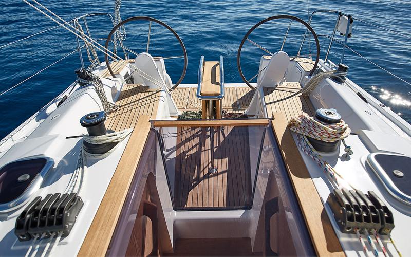 Book yachts online - sailboat - Hanse 315 - Nautilus - rent