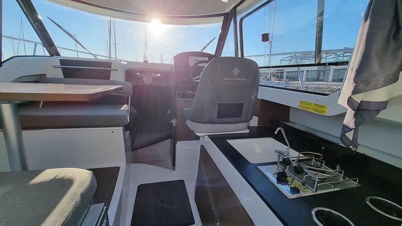 Book yachts online - motorboat - Merry Fisher 795 - Nixi - rent