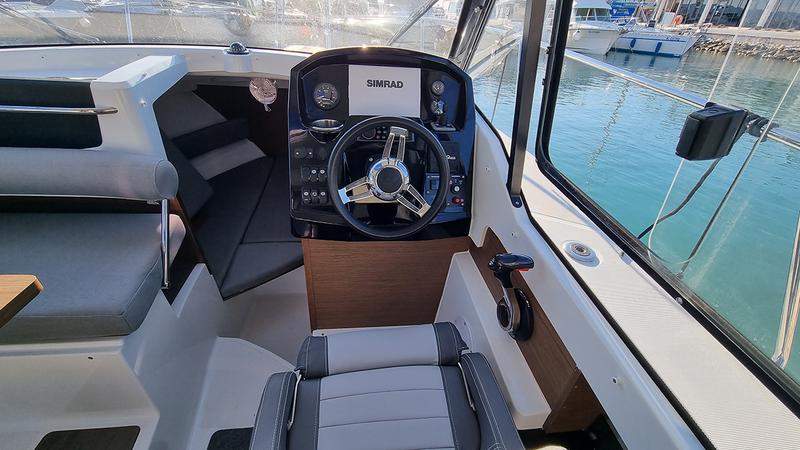 Book yachts online - motorboat - Merry Fisher 795 - Nixi - rent