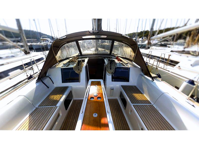 Book yachts online - sailboat - Dufour 460 Grand Large - Arioso - rent