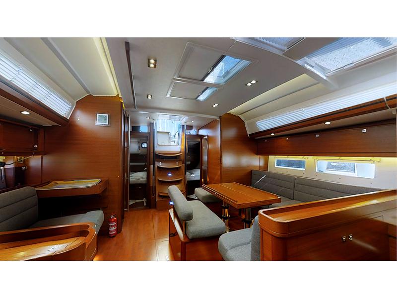 Book yachts online - sailboat - Dufour 512 Grand Large - Staccato - rent