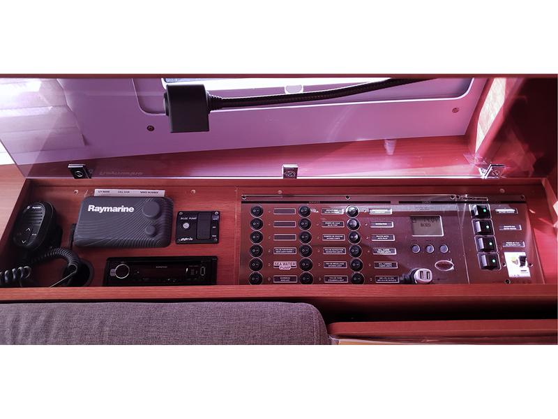 Book yachts online - sailboat - Dufour 512 Grand Large - Staccato - rent