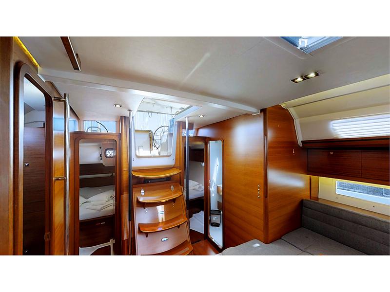 Book yachts online - sailboat - Dufour 512 Grand Large - Staccato - rent