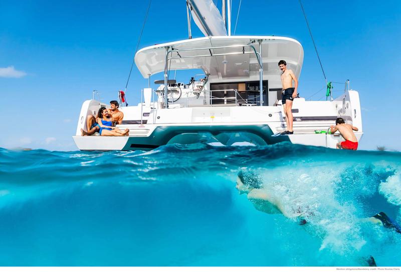 Book yachts online - catamaran - Lagoon 42 - HeyBlue - rent