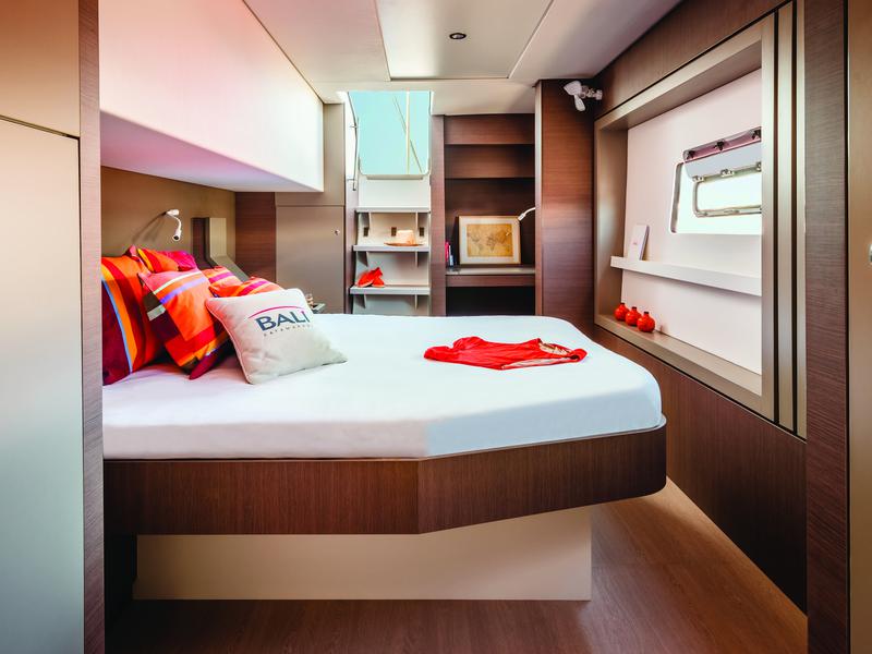 Book yachts online - catamaran - Bali 4.8 - Virgo - rent